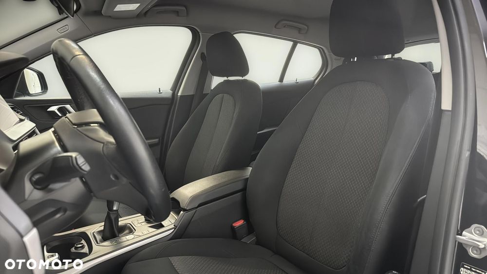 BMW Seria 1 118d Advantage - 12