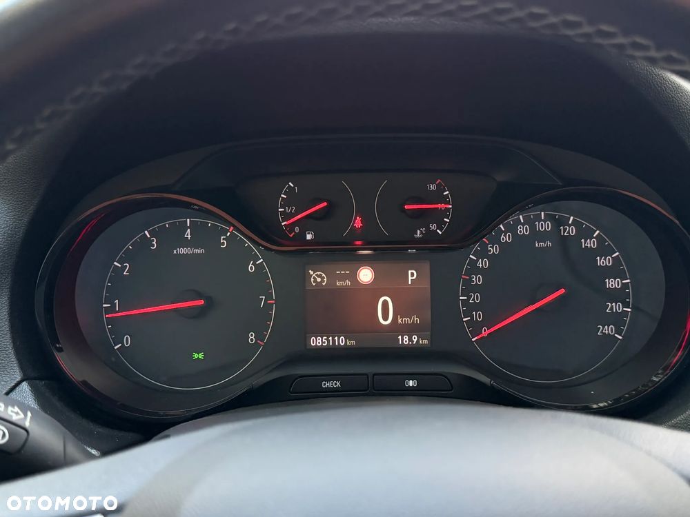 Opel Grandland X 1.2 T GPF Design Line S&S - 33