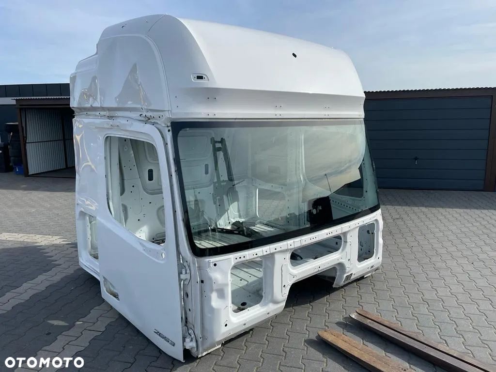 Actros kabina giga Space mp4 mp5 21' - 1