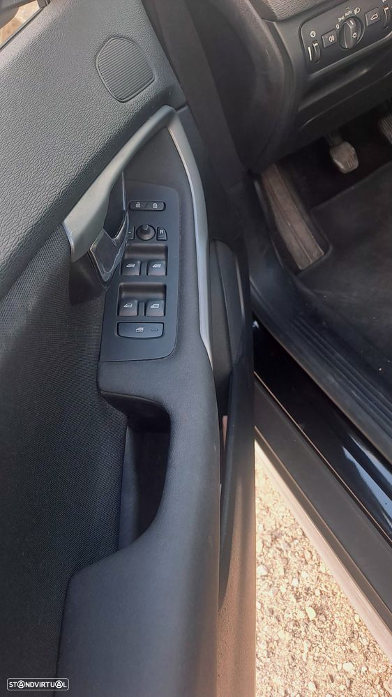 Volvo V40 1.6 D2 Momentum - 10