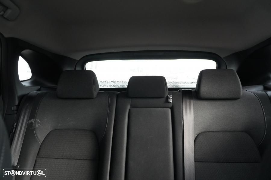 Nissan Qashqai 1.3 DIG-T N-Connecta Xtronic — fotografia 6