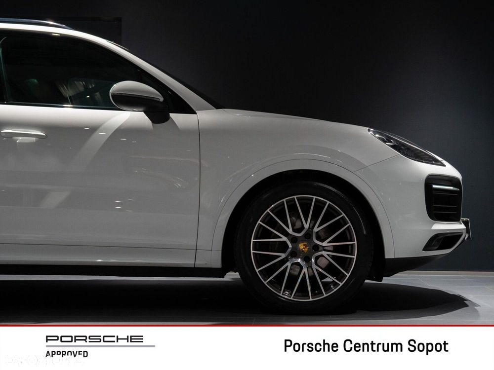 Porsche Cayenne Standard - 10
