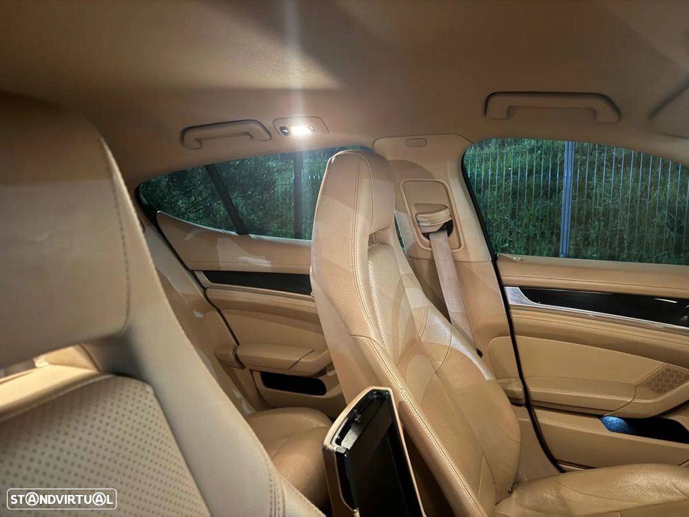 Porsche Panamera S E-Hybrid - 17