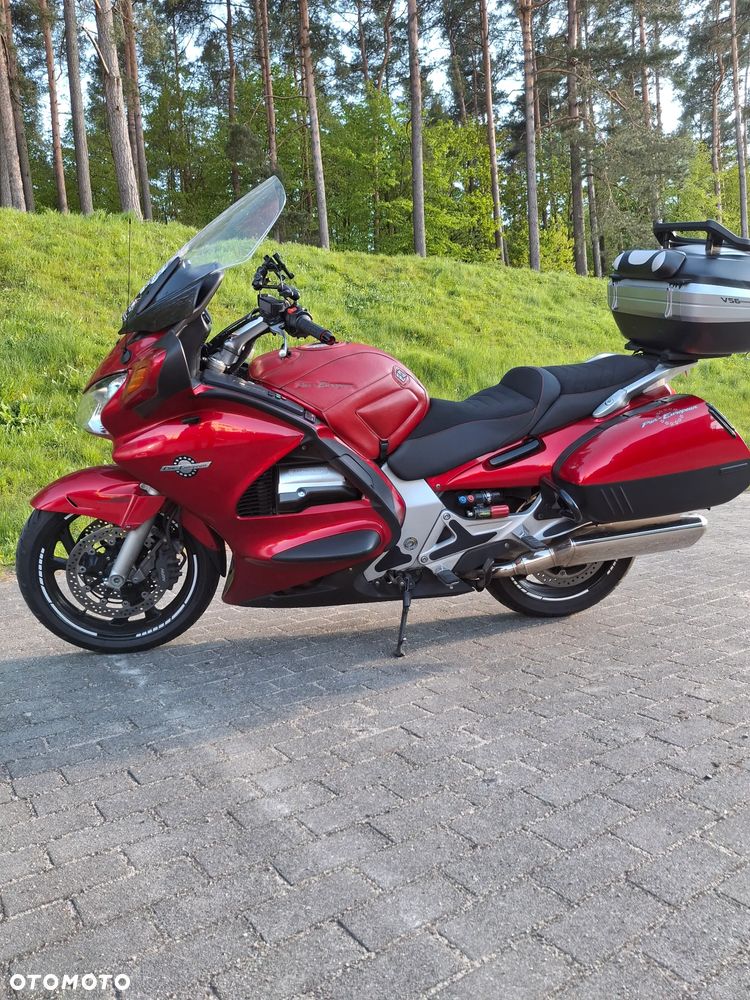 Honda ST - 8