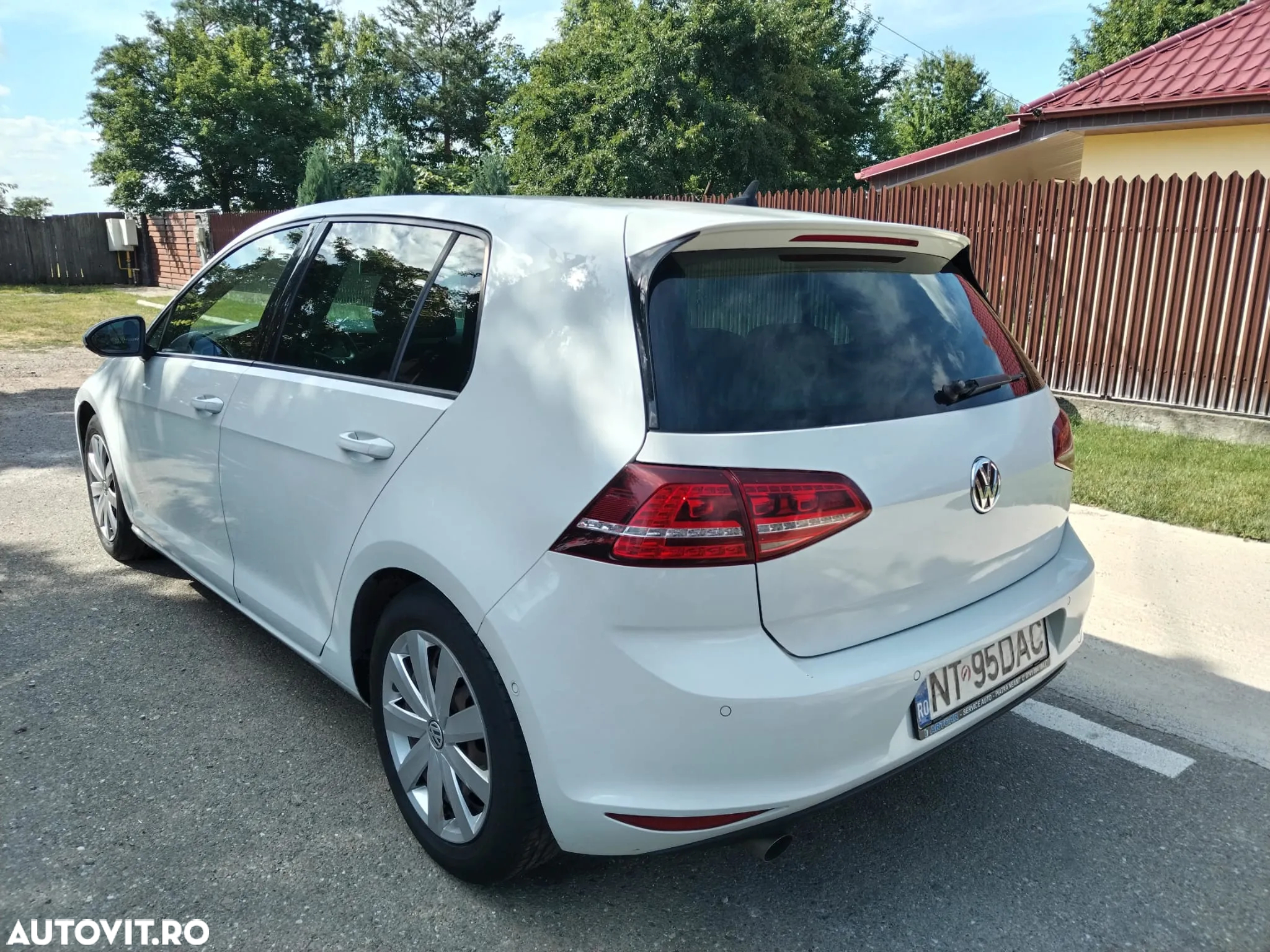 Volkswagen Golf 1.6 TDI BMT Comfortline - 6