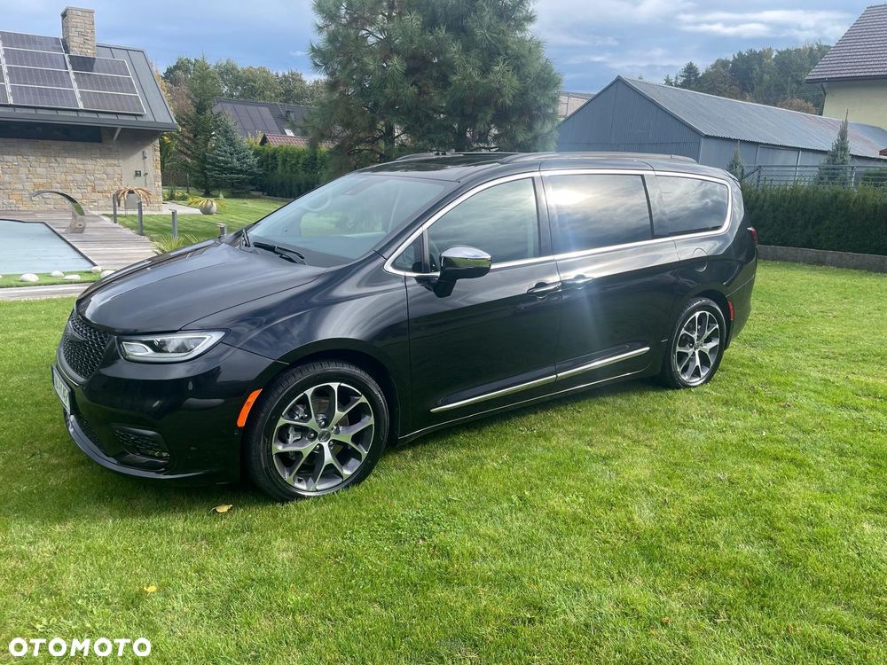 Chrysler Pacifica - 9