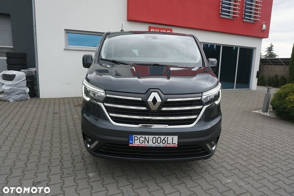 Renault Trafic 2.0 dCi - 21