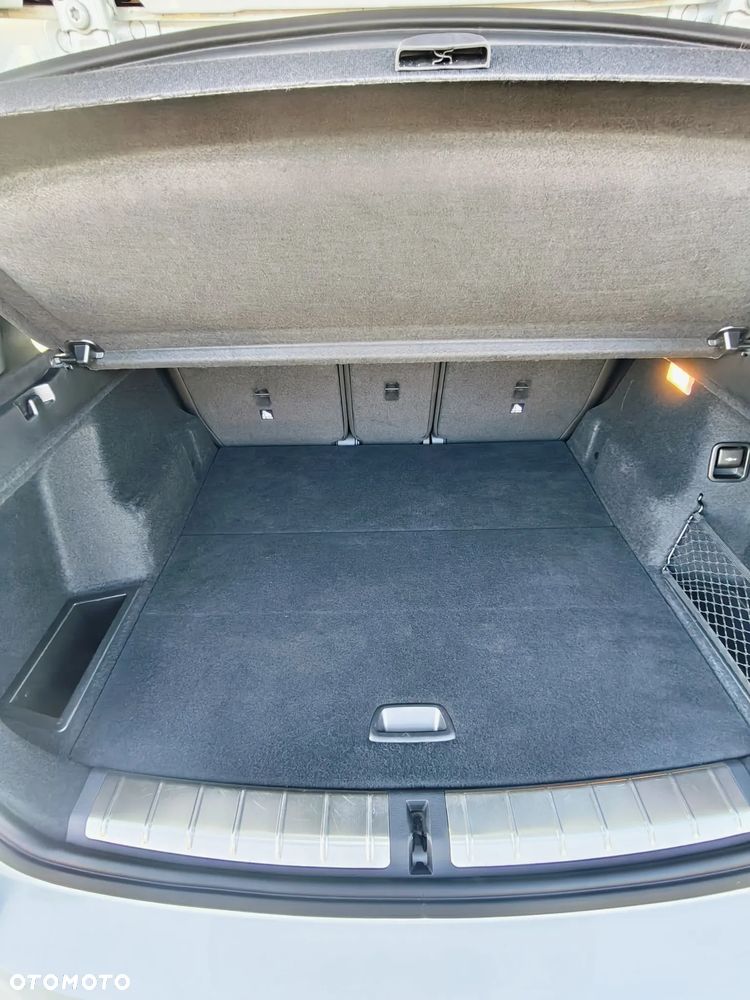 BMW X1 sDrive18i M Sport - 9