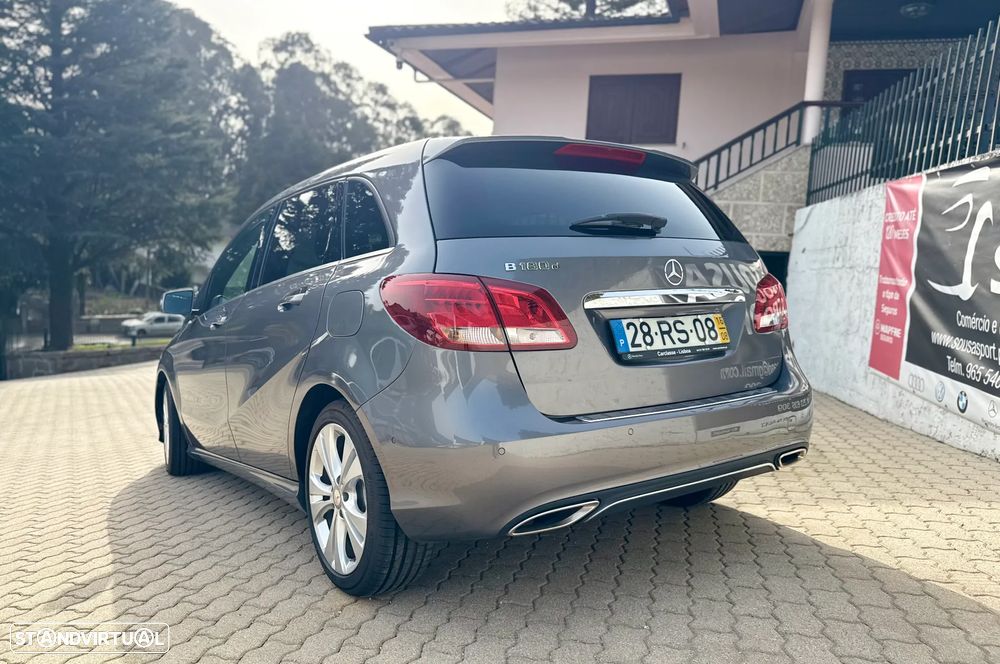 Mercedes-Benz B 180 d Style - 6
