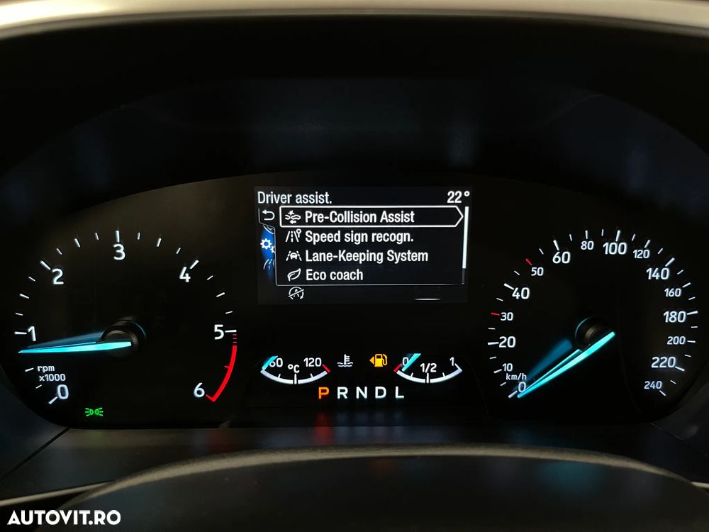 Ford Focus 1.5 EcoBlue Connected - 19
