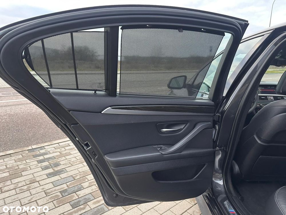BMW Seria 5 535i xDrive Sport-Aut Modern Line - 15