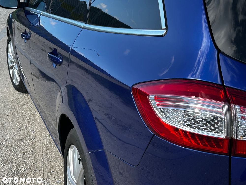 Ford Mondeo - 9