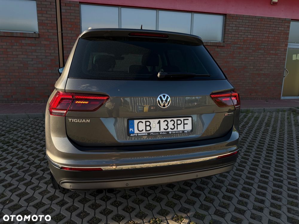 Volkswagen Tiguan - 16