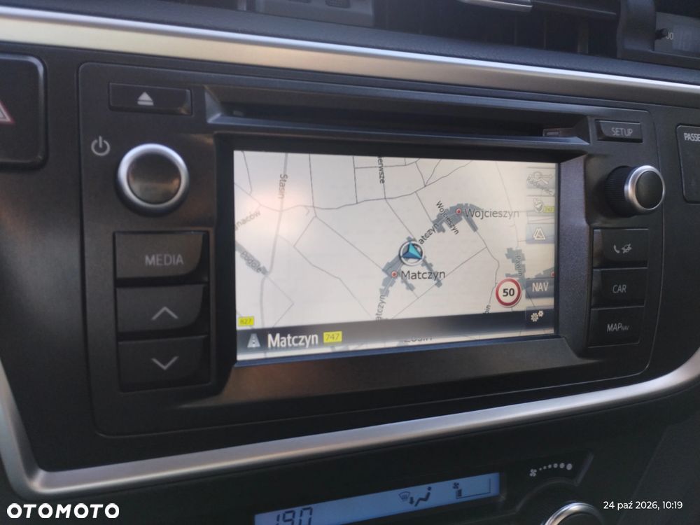 Toyota Auris 1.6 Valvematic Life - 21