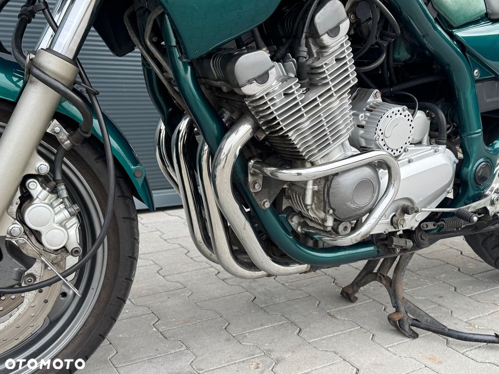 Yamaha XJ - 16