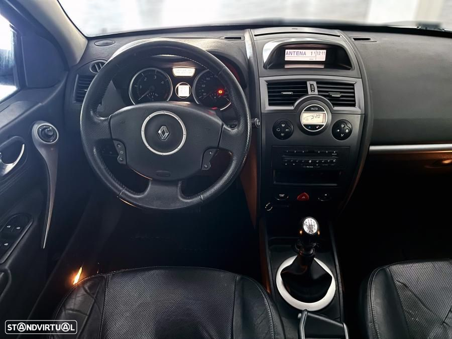 Renault Mégane Break 1.5 dCi Dynamique S - 17