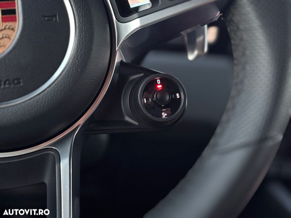 Porsche Cayenne Tiptronic S - 31