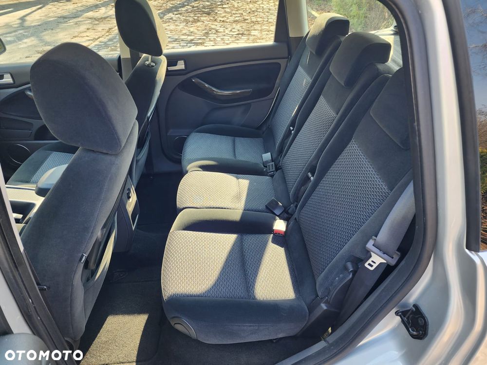 Ford C-MAX 2.0 Ghia - 12