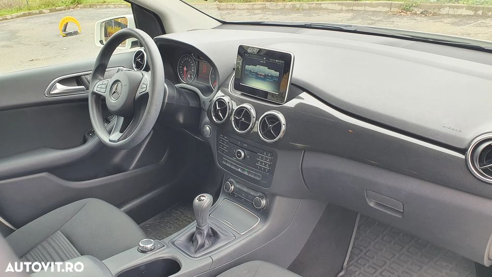 Mercedes-Benz B 160 - 9