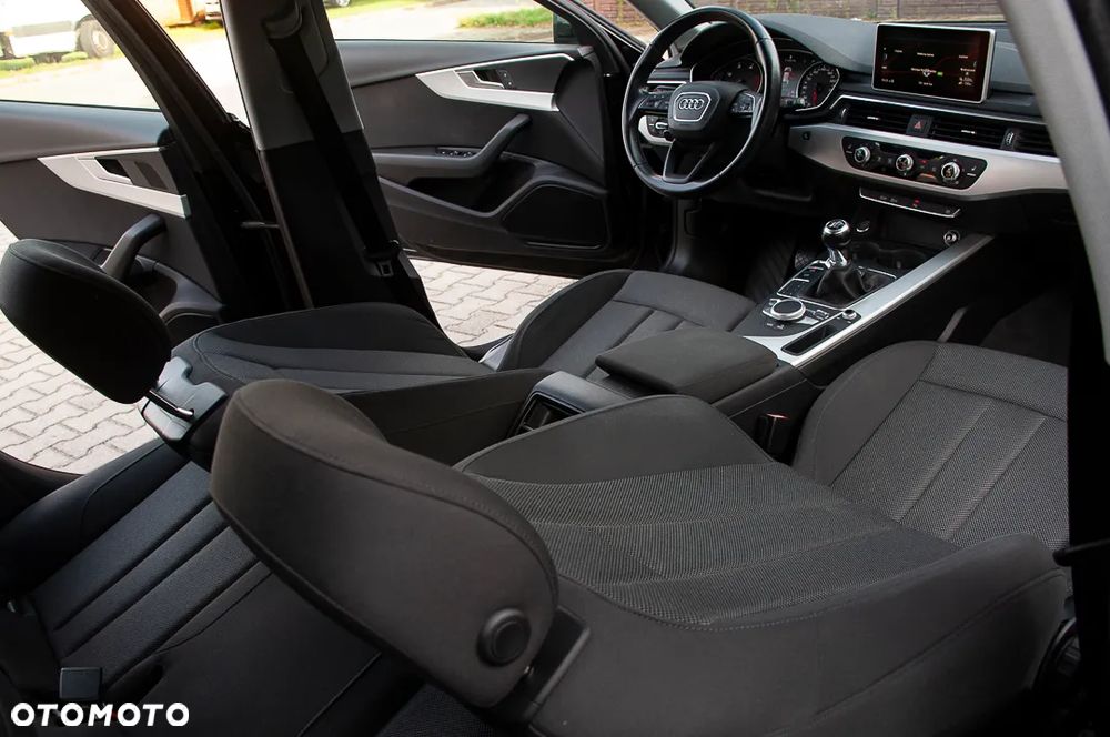 Audi A4 Avant 2.0 TDI - 33