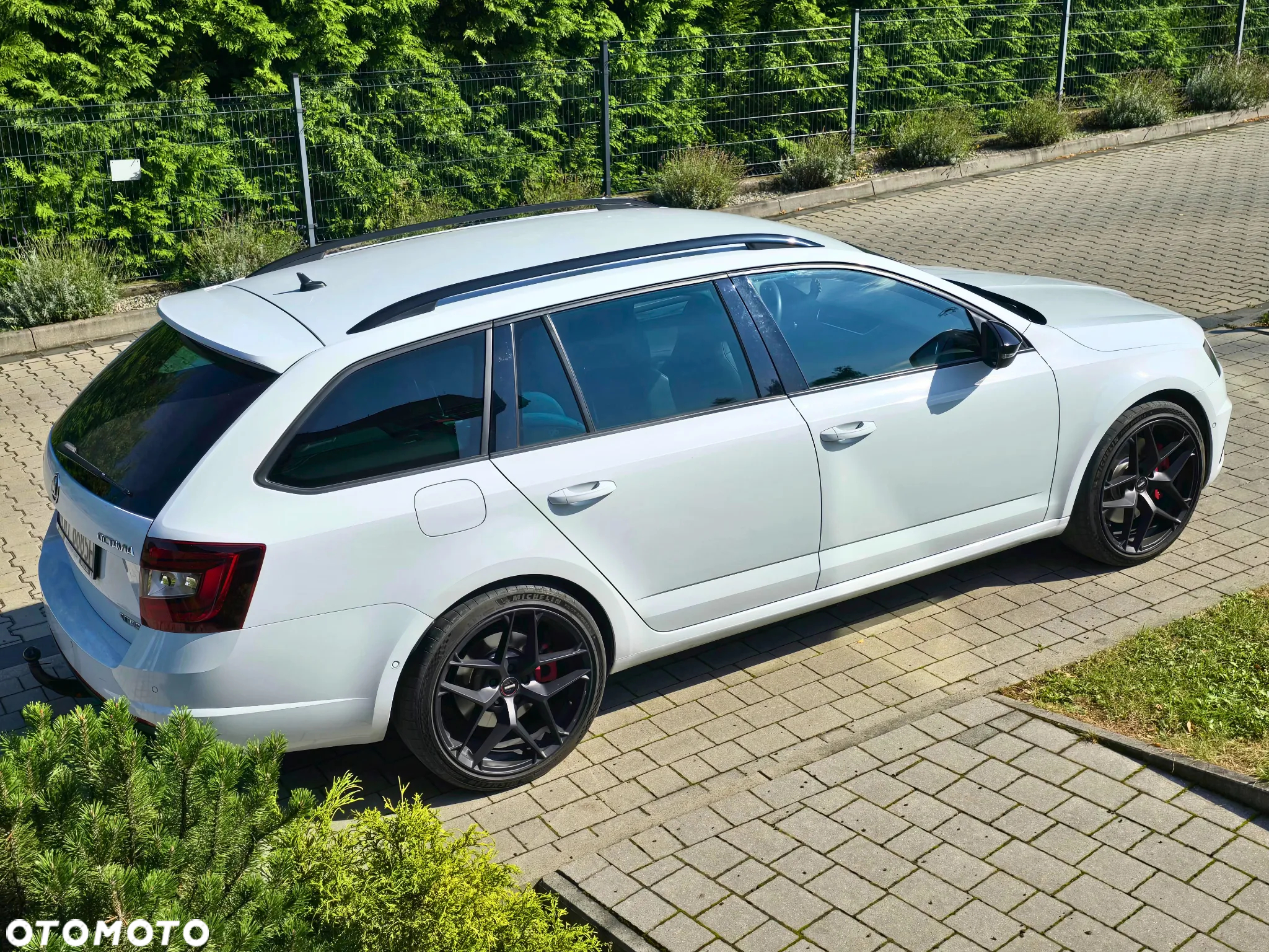 Skoda Octavia Combi 2.0 TSI DSG RS 245 - 10
