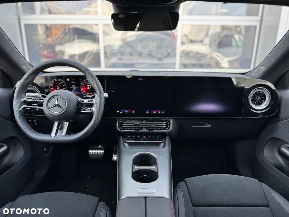 Mercedes-Benz CLA 200 mHEV 4-Matic 8G-DCT - 15