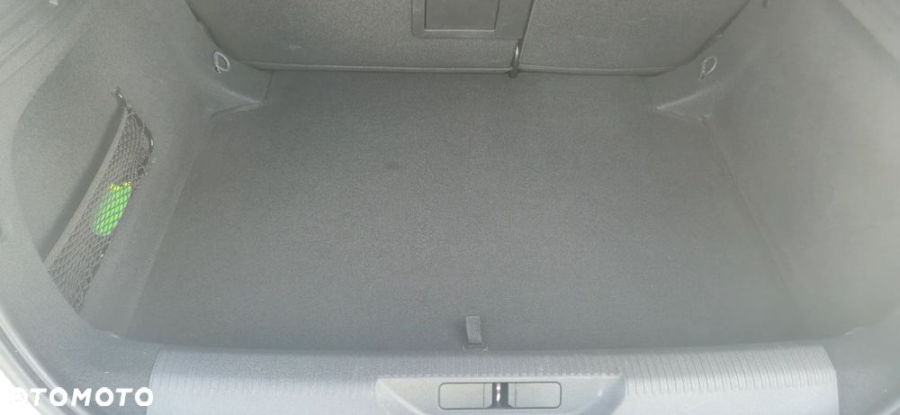 Peugeot 308 BlueHDi 130 EAT8 Stop & Start Allure Pack - 25