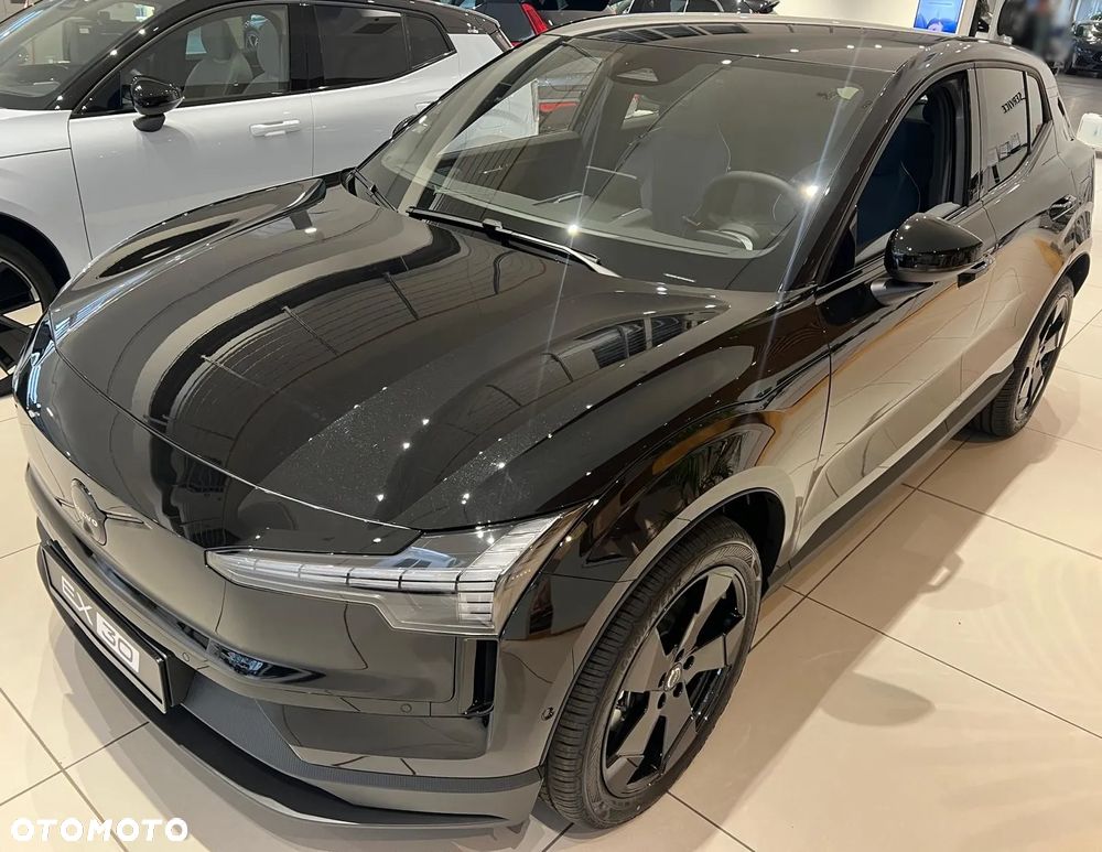 Volvo EX30 69kWh Single Motor Long Range Plus Black Edition - 7