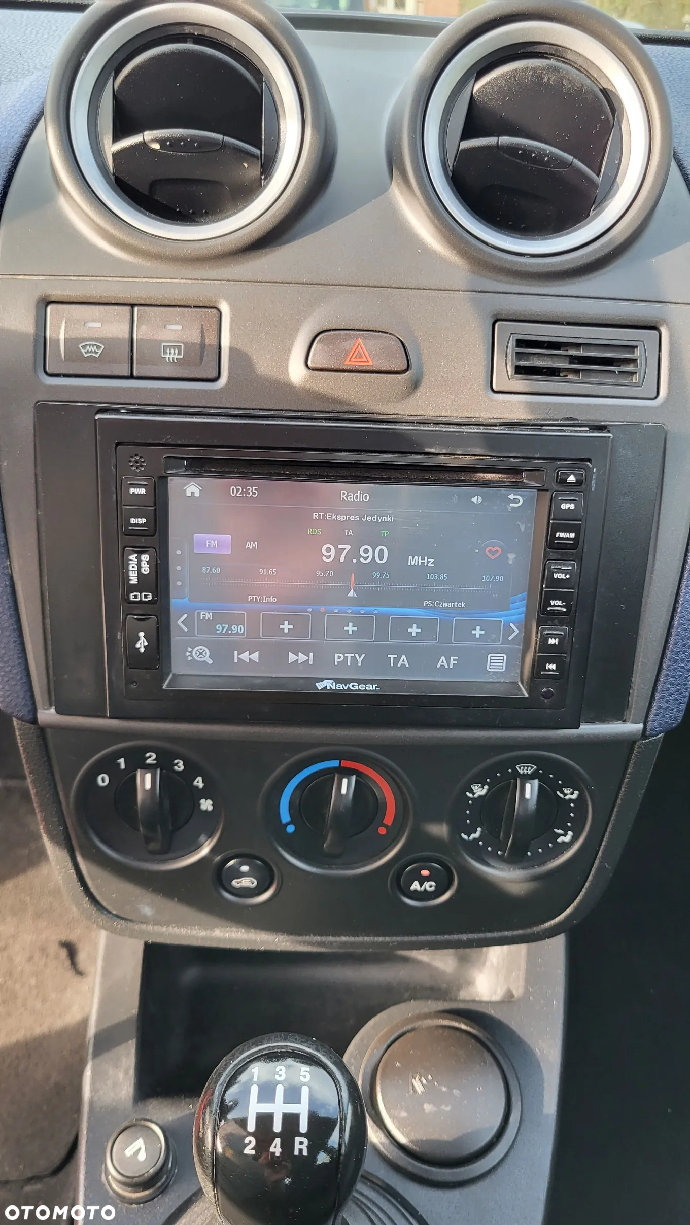 Ford Fiesta 1.3 Black Magic - 24