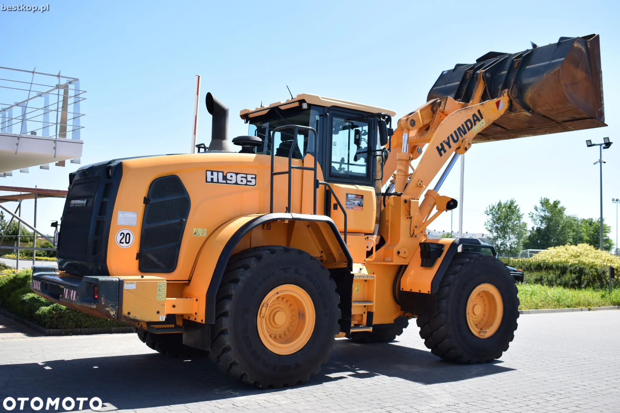 Hyundai HL965 - 19