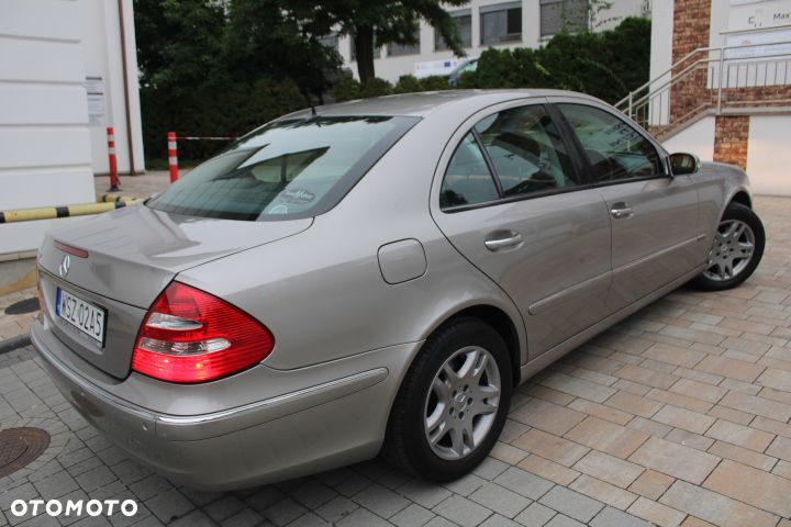 Mercedes-Benz Klasa E - 15