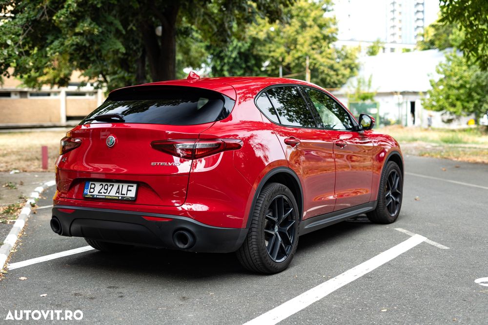 Alfa Romeo Stelvio - 6