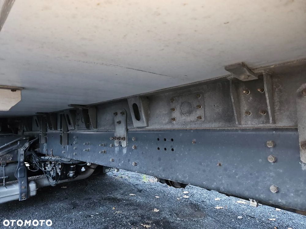 Zabudowa izoterma chłodnia podramówka 76 cm - 8