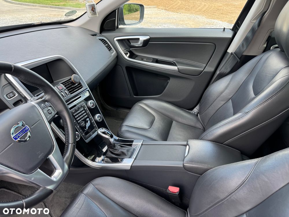 Volvo XC 60 D3 Drive-E Summum - 16