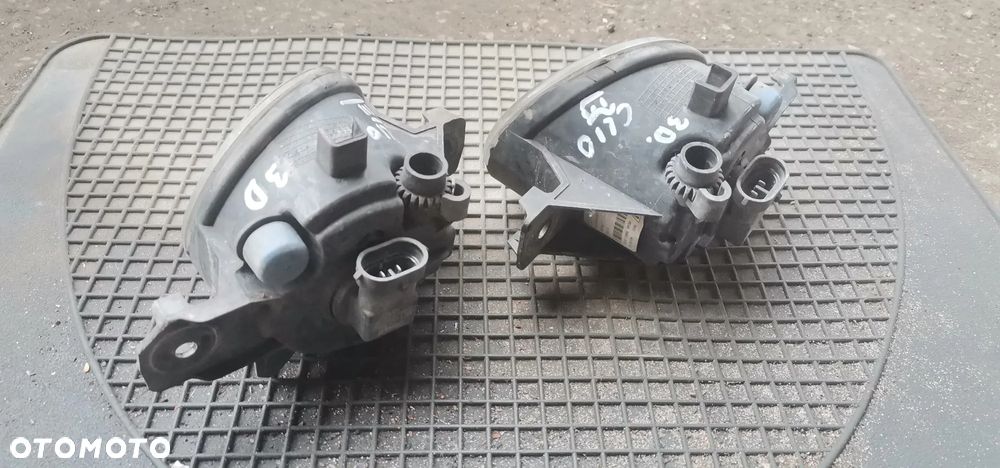 HALOGEN PRAWY LEWY CLIO III - 2