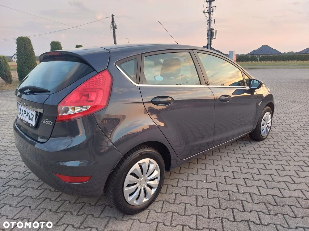 Ford Fiesta - 8