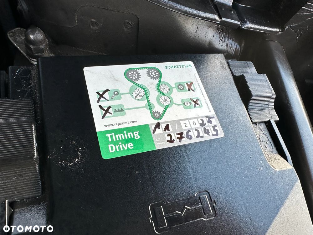 Volkswagen Passat 2.0 Blue TDI DSG SCR Comfortline - 4