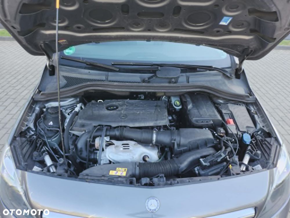 Mercedes-Benz Klasa B 180 (BlueEFFICIENCY) 7G-DCT - 14