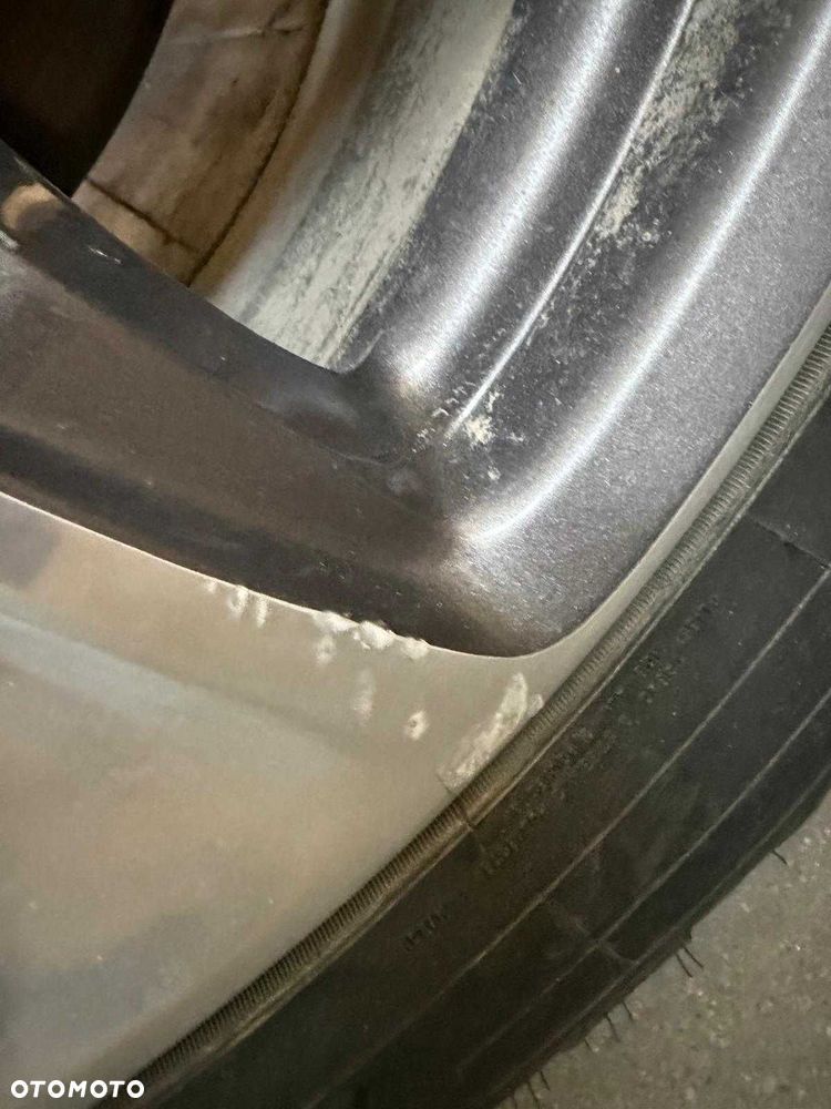 Felga aluminiowa 20'' Dodge Ram LARAMIE po 2019 roku - 2