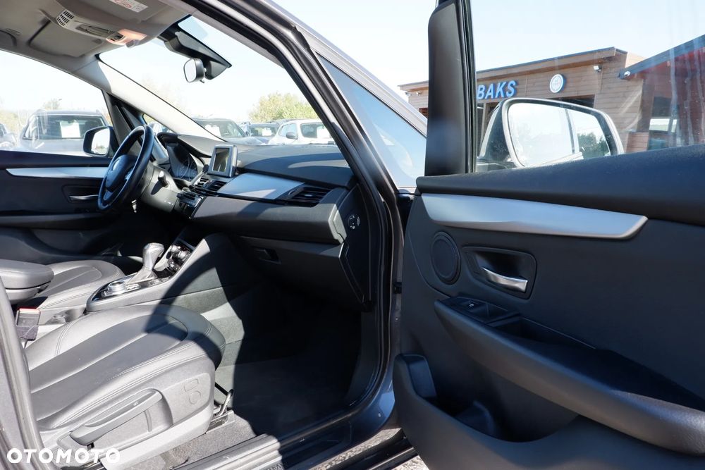 BMW Seria 2 218d Advantage - 3