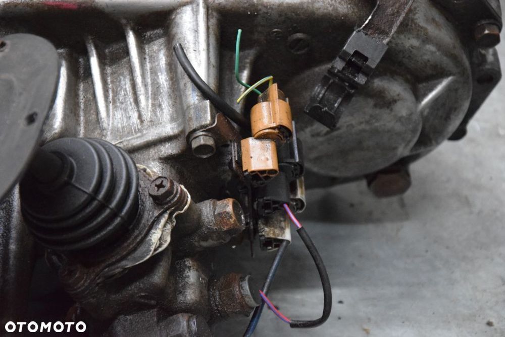 MITSUBISHI PAJERO PININ 2.0 GDI REDUKTOR AUTOMAT - 12