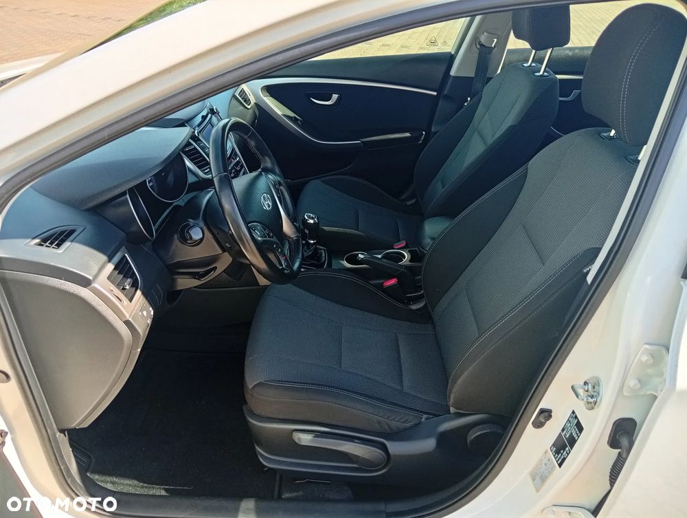 Hyundai i30 1.4 Blue Comfort - 29