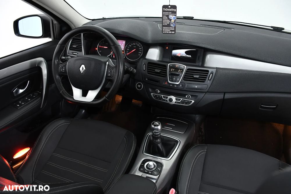 Renault Laguna ENERGY dCi 130 FAP Start-Stop Paris - 5