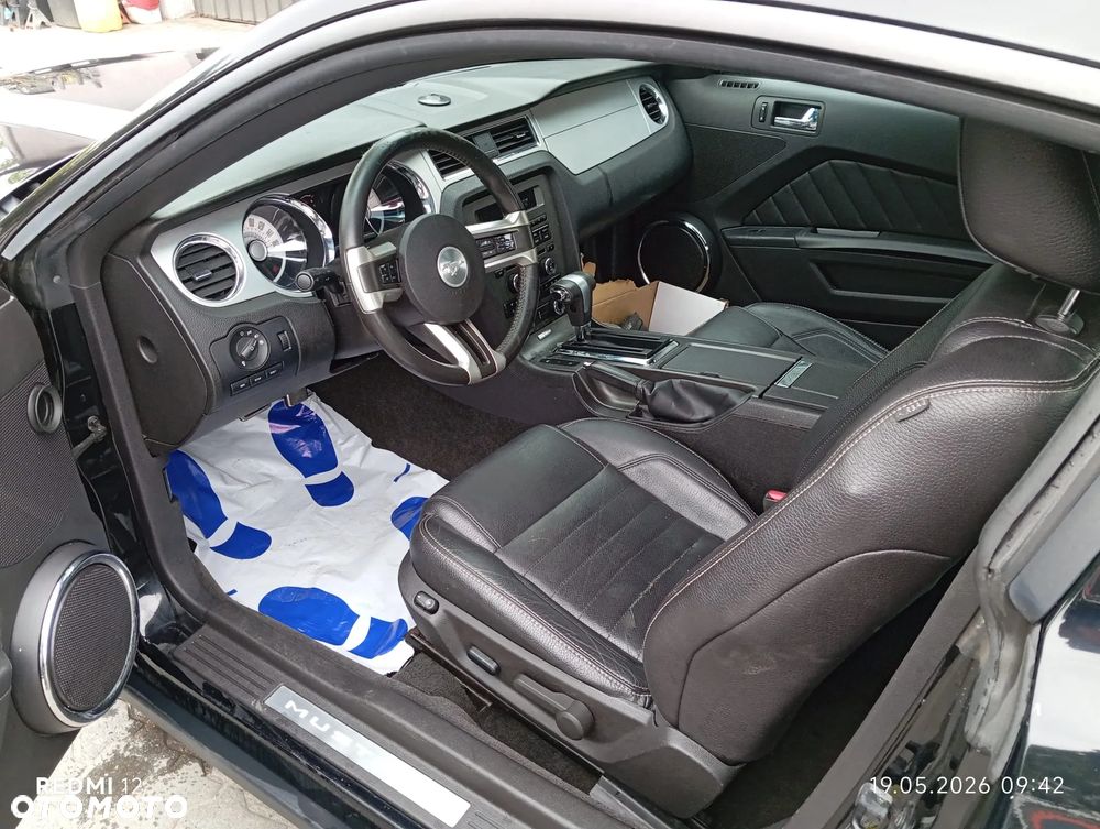 Ford Mustang - 6