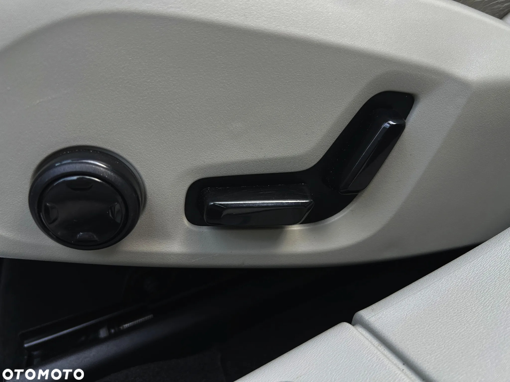 Volvo V90 D5 AWD Geartronic Inscription - 25