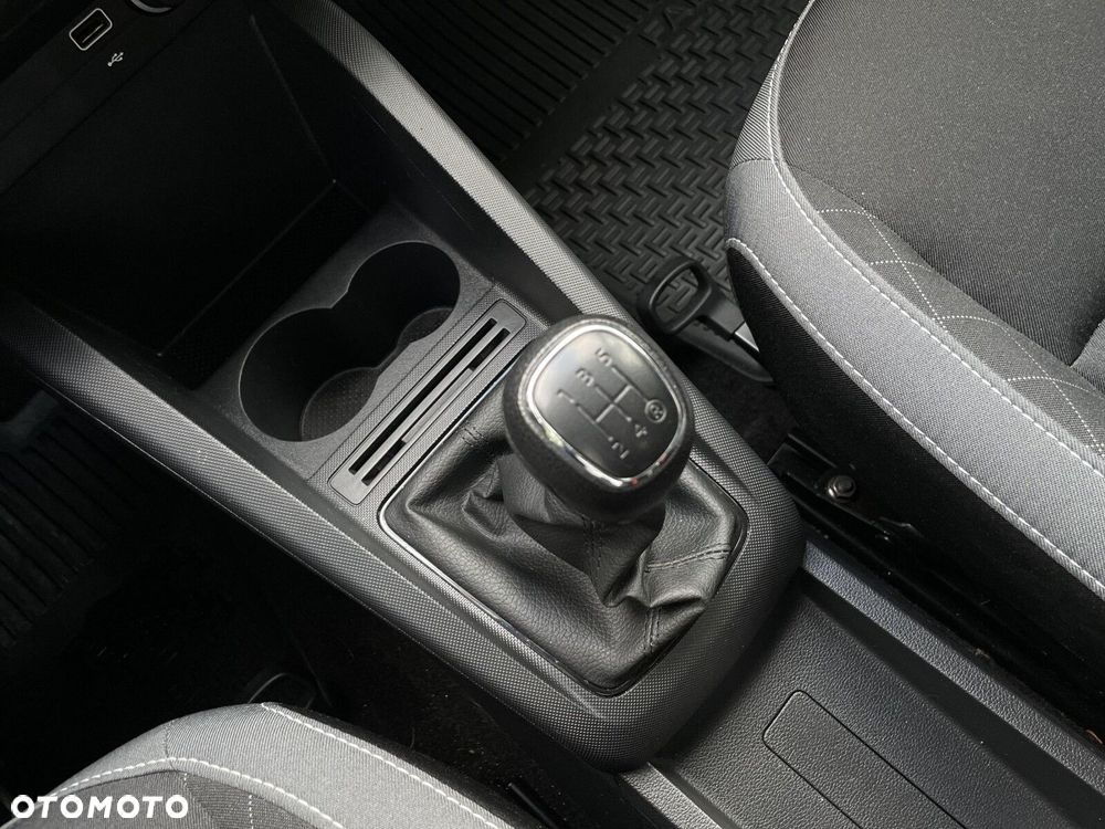 Skoda Fabia 1.0 Ambition - 17
