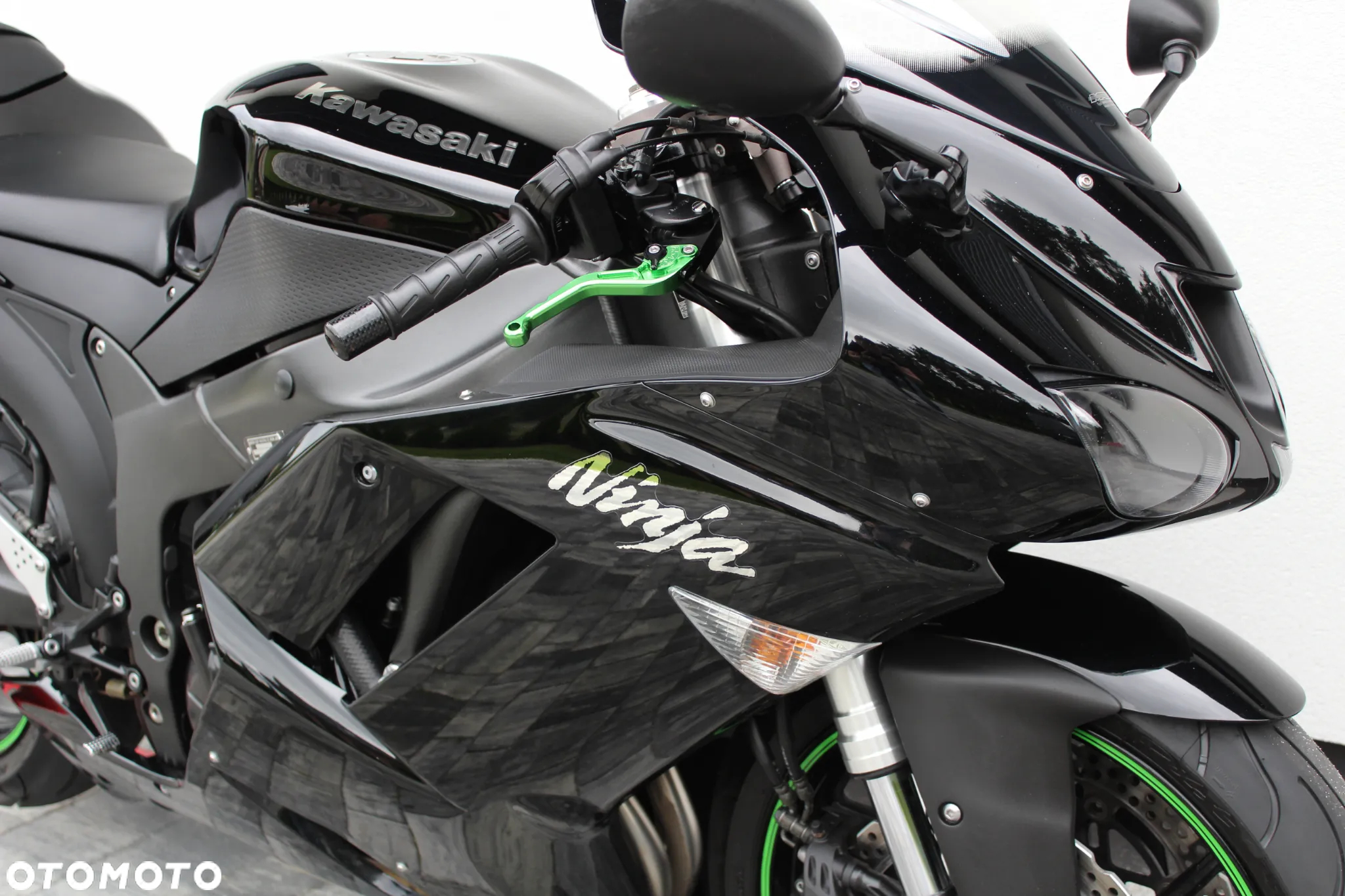 Kawasaki ZXR - 12