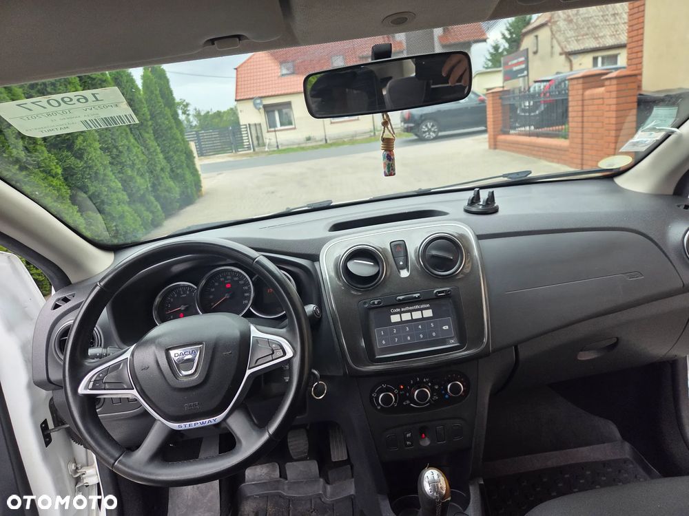 Dacia Sandero 1.5 dCi Laureate - 7