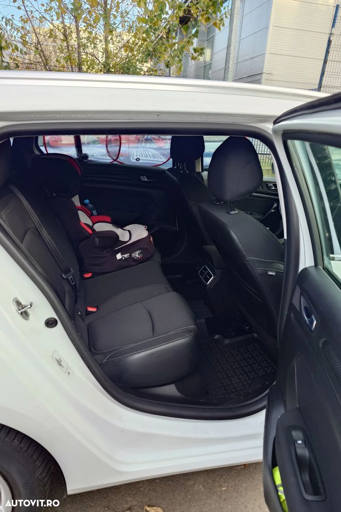 Renault Megane Grandtour ENERGY dCi 110 BUSINESS - 6