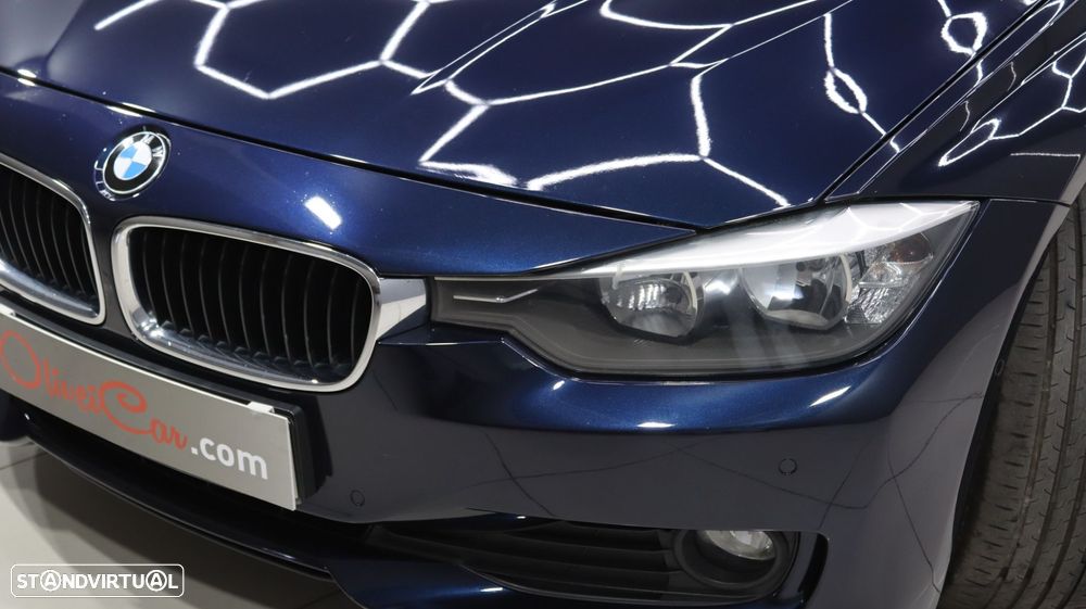 BMW 318 d Touring Auto - 8